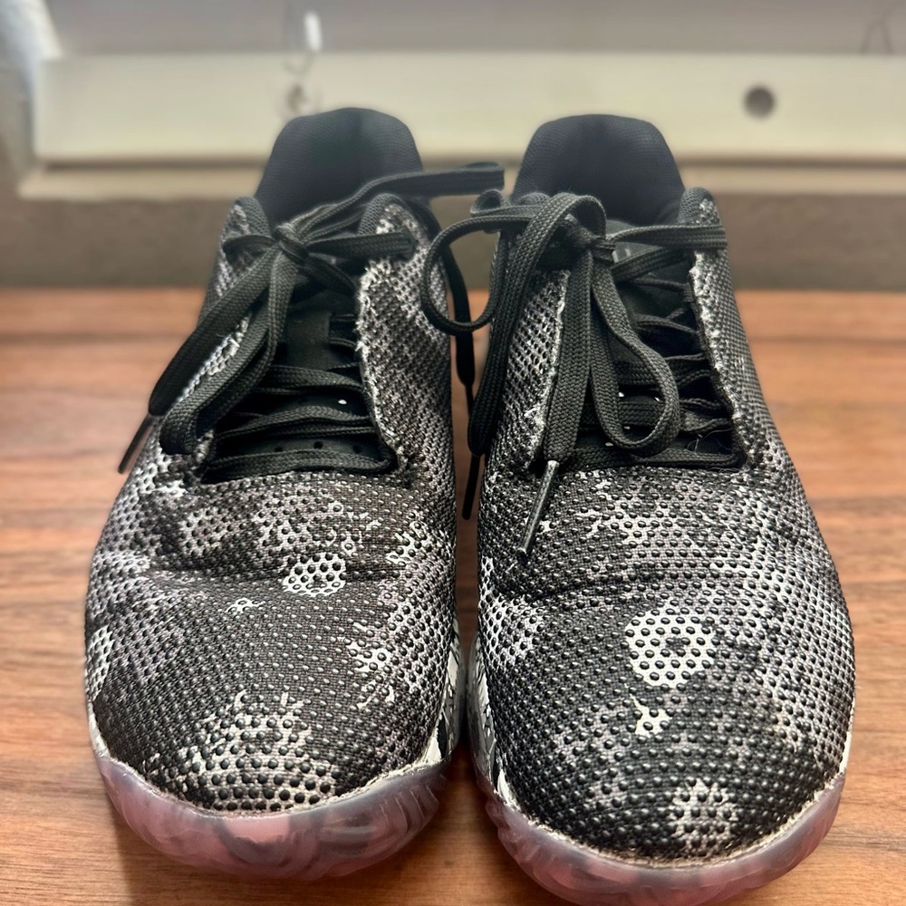 NOBULL Women's Floral Trainers - Picture 7 of 7